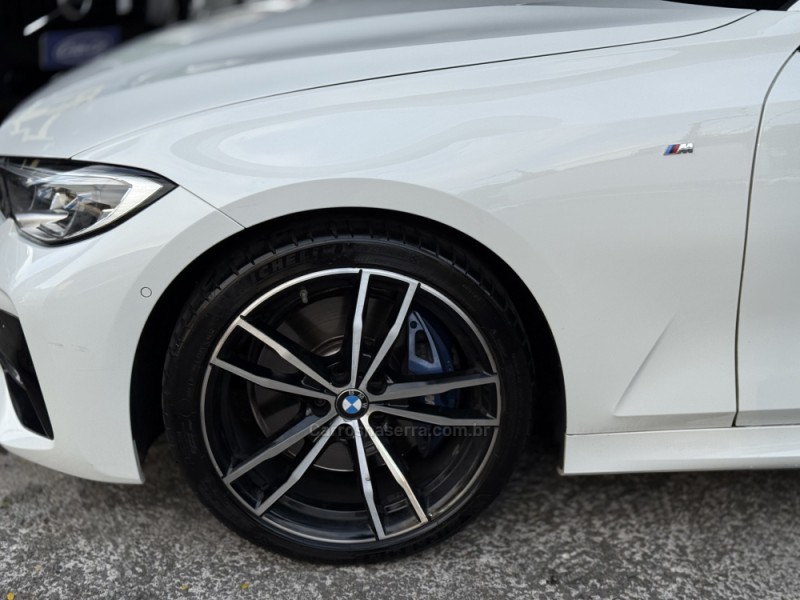 330I 2.0 M SPORT 16V GASOLINA 4P AUTOMÁTICO - 2020 - CAXIAS DO SUL