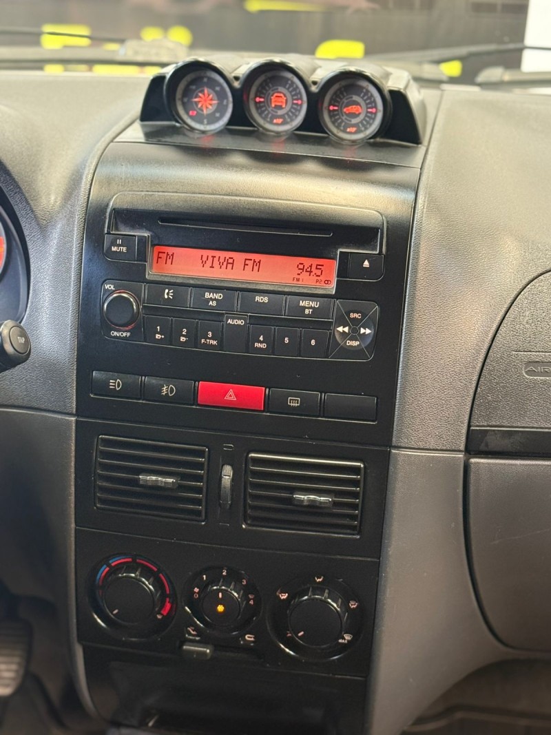 PALIO 1.8 MPI ADVENTURE LOCKER WEEKEND 8V FLEX 4P MANUAL - 2010 - CAXIAS DO SUL