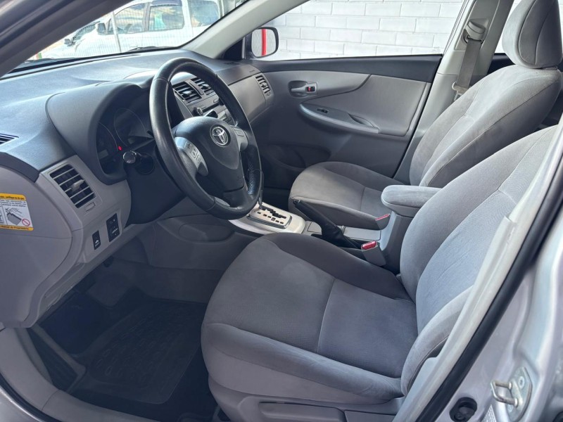 COROLLA 1.8 GLI 16V FLEX 4P AUTOMÁTICO - 2013 - CAXIAS DO SUL