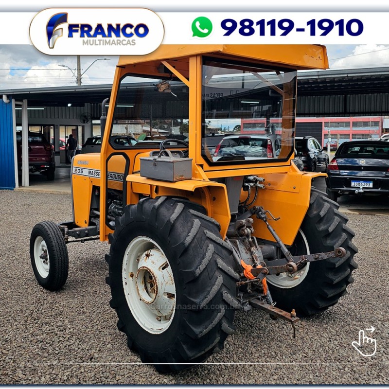 TRATOR 235  - 1989 - VACARIA