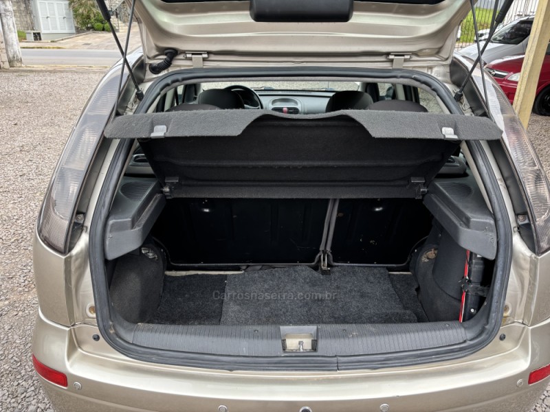 CORSA 1.4 MPFI MAXX 8V FLEX 4P MANUAL - 2012 - ANTôNIO PRADO