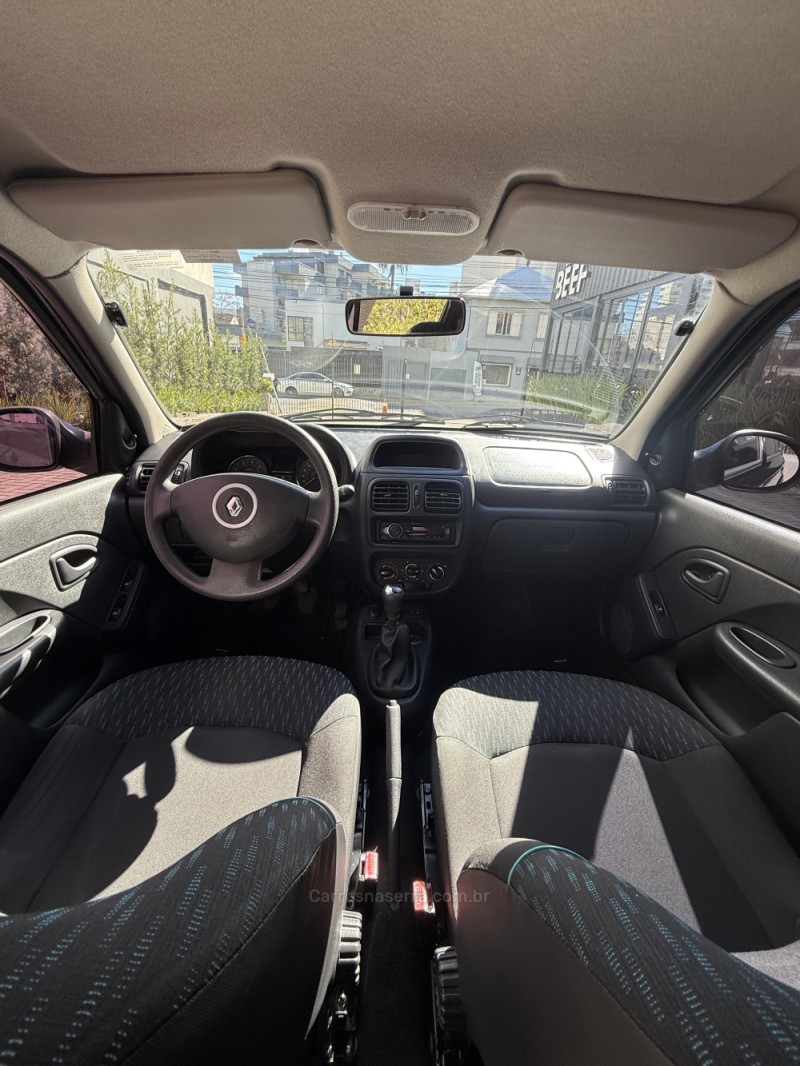 CLIO 1.0 EXPRESSION 16V FLEX 4P MANUAL - 2016 - CAXIAS DO SUL