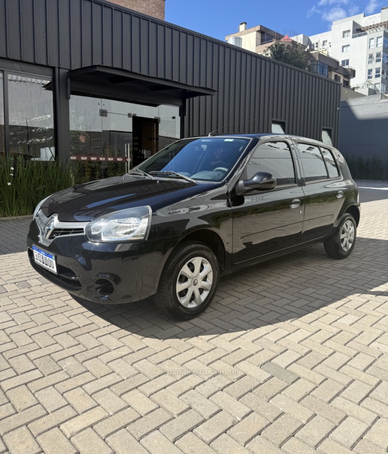 CLIO 1.0 EXPRESSION 16V FLEX 4P MANUAL - 2016 - CAXIAS DO SUL