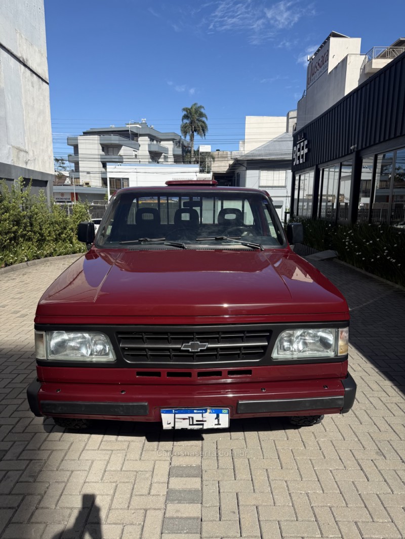 D20 4.0 CUSTOM DE LUXE CS 8V TURBO DIESEL 2P MANUAL - 1994 - CAXIAS DO SUL