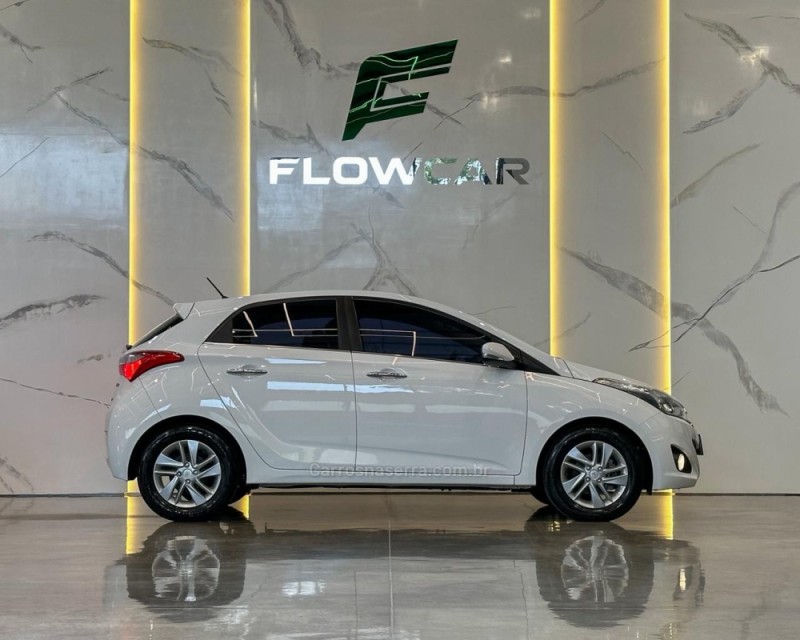 HB20 1.6 PREMIUM 16V FLEX 4P AUTOMÁTICO - 2015 - GARIBALDI