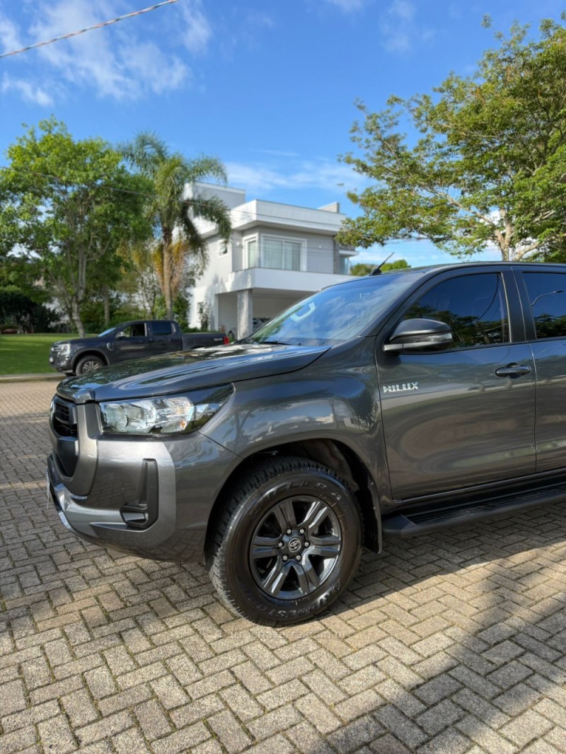 HILUX 2.8 SR 4X4 CD 16V DIESEL 4P AUTOMÁTICO - 2024 - BENTO GONçALVES