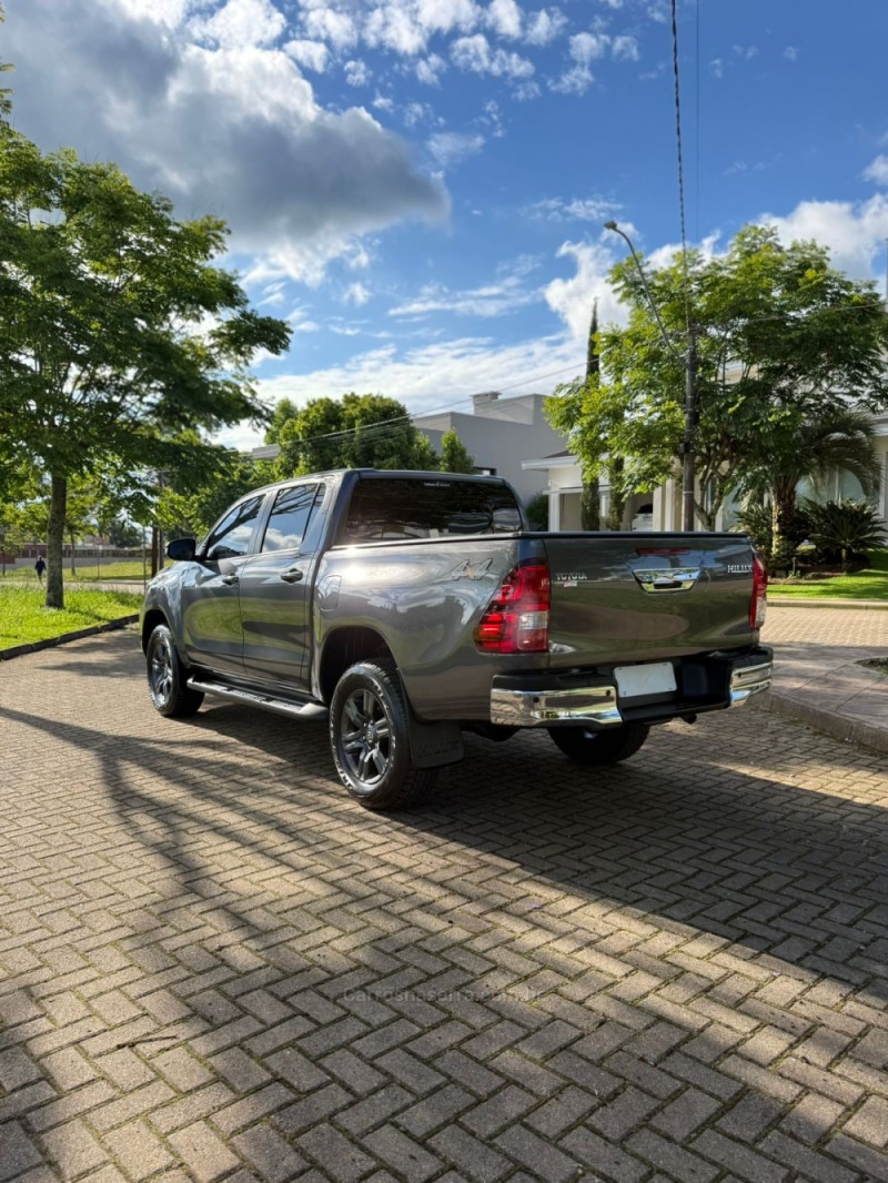 HILUX 2.8 SR 4X4 CD 16V DIESEL 4P AUTOMÁTICO - 2024 - BENTO GONçALVES