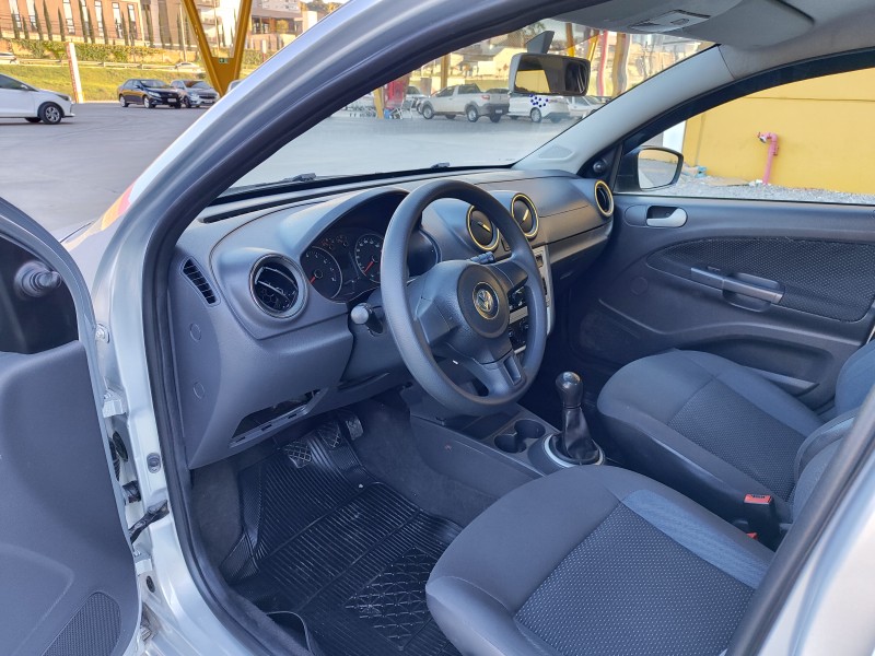 GOL 1.0 TEC CITY FLEX 4P MANUAL - 2015 - FARROUPILHA