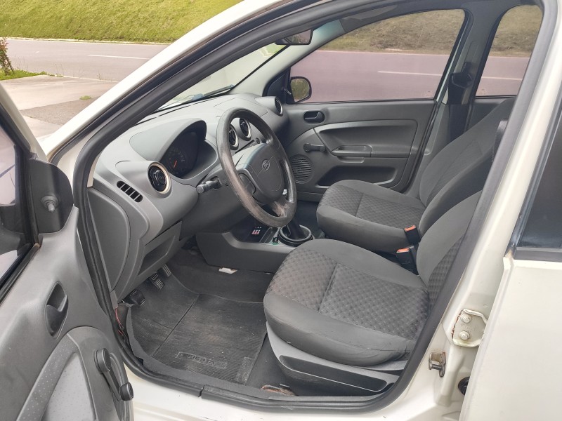 FIESTA 1.0 MPI GL 8V GASOLINA 4P MANUAL - 2005 - FARROUPILHA