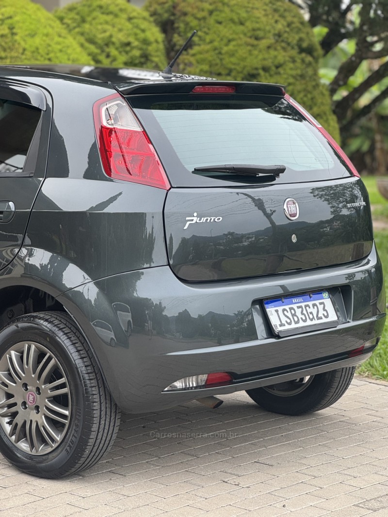 PUNTO 1.4 ATTRACTIVE 8V FLEX 4P MANUAL - 2011 - ENCANTADO