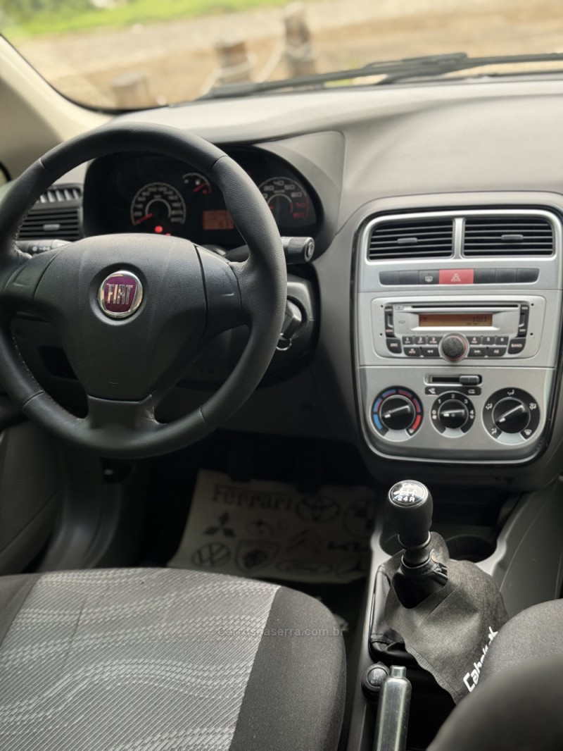 PUNTO 1.4 ATTRACTIVE 8V FLEX 4P MANUAL - 2011 - ENCANTADO