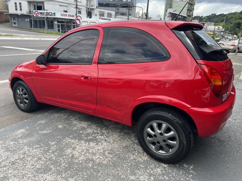 CELTA 1.0 MPFI 8V GASOLINA 4P MANUAL - 2002 - CAXIAS DO SUL