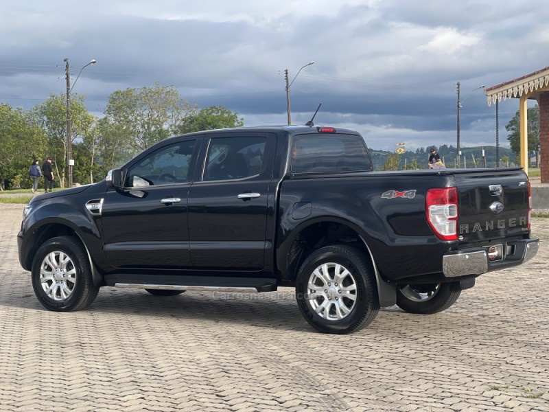 RANGER 3.2 XLT 4X4 CD 20V DIESEL 4P AUTOMÁTICO - 2021 - ANTôNIO PRADO