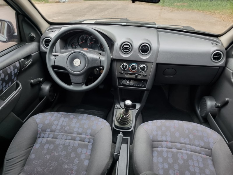 PRISMA 1.4 MPFI JOY 8V FLEX 4P MANUAL - 2009 - ARROIO DO MEIO