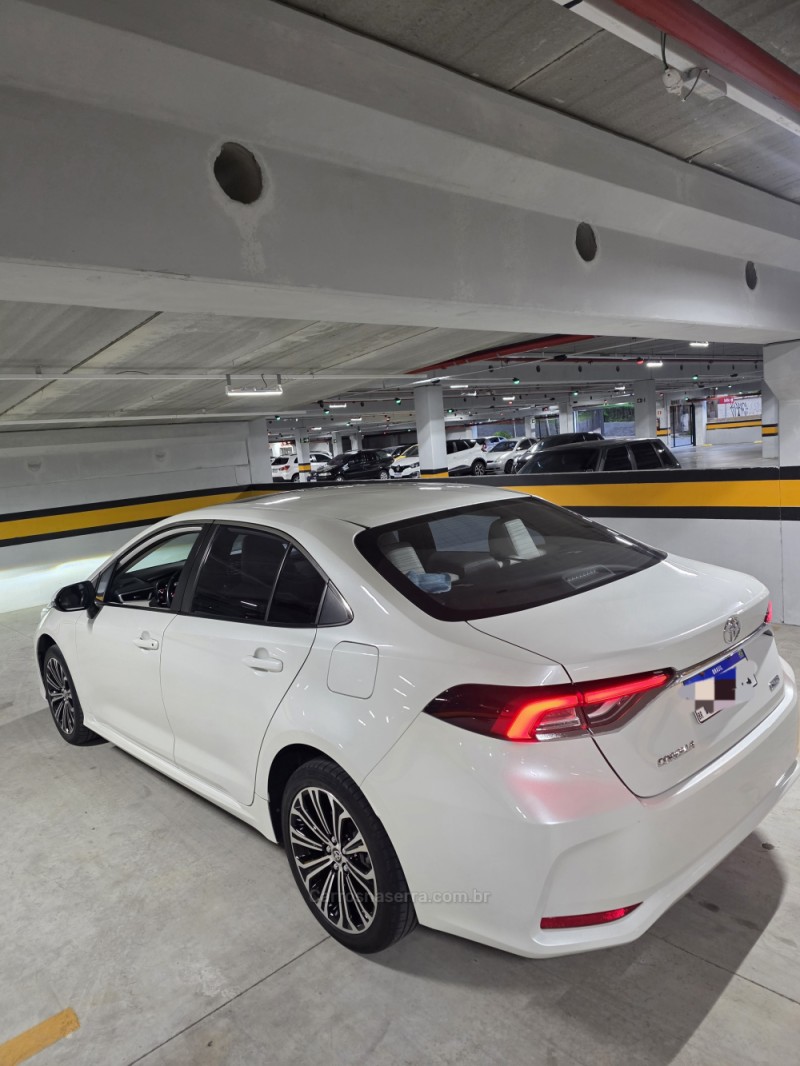 COROLLA 2.0 ALTIS PREMIUM 16V FLEX 4P AUTOMÁTICO - 2021 - CAXIAS DO SUL