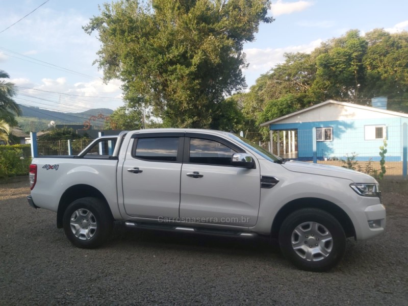 RANGER 3.2 XLT 4X4 CD 20V DIESEL 4P AUTOMÁTICO - 2017 - IGREJINHA
