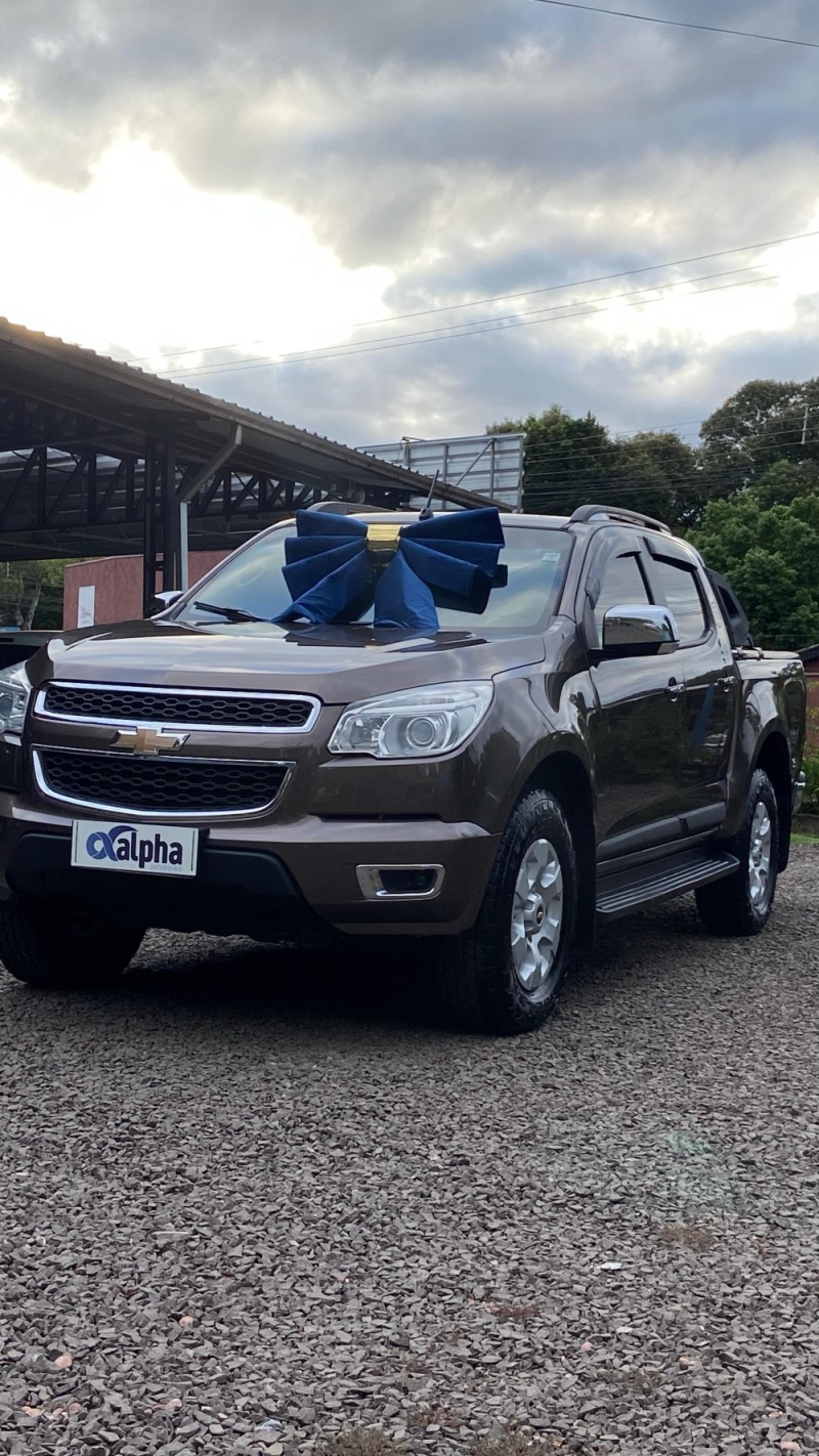 S10 2.8 LTZ 4X2 CD 16V TURBO DIESEL 4P MANUAL - 2013 - IGREJINHA