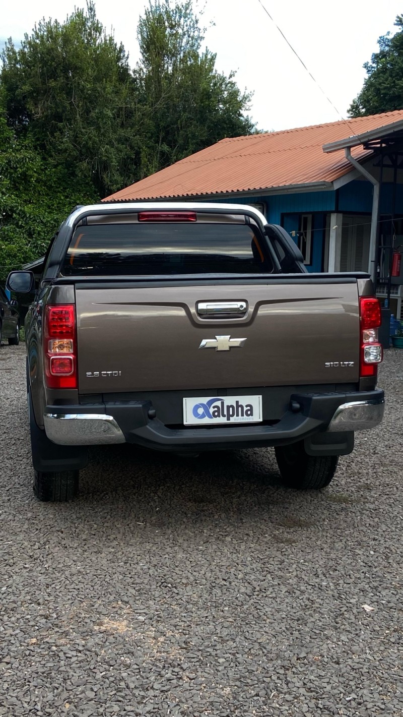 S10 2.8 LTZ 4X2 CD 16V TURBO DIESEL 4P MANUAL - 2013 - IGREJINHA