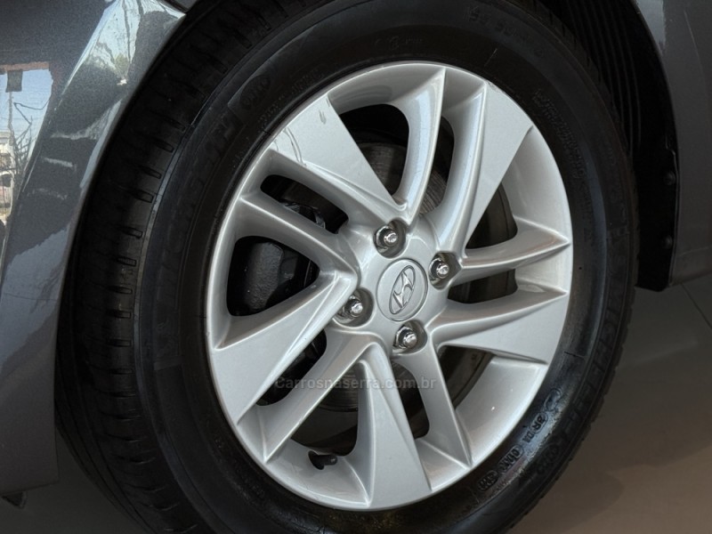 HB20 1.6 PREMIUM 16V FLEX 4P MANUAL - 2013 - DOIS IRMãOS