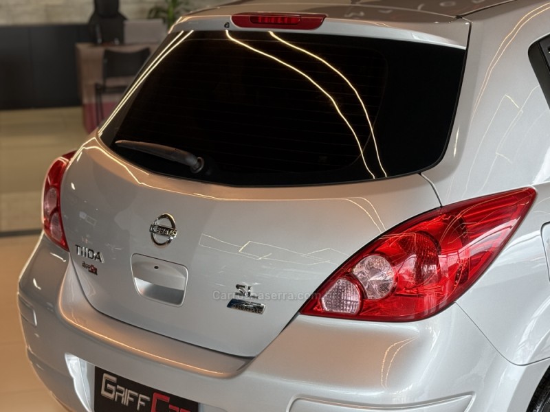 TIIDA 1.8 SL 16V FLEX 4P AUTOMÁTICO - 2011 - DOIS IRMãOS