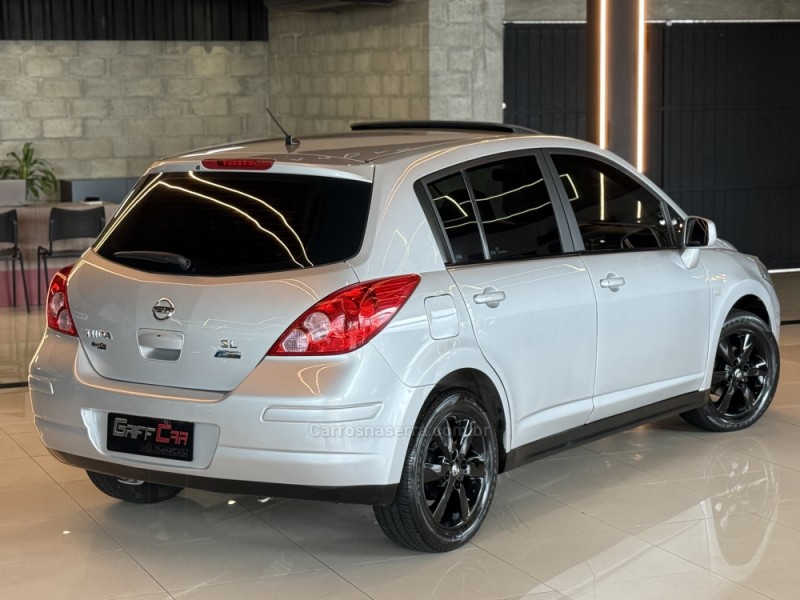 TIIDA 1.8 SL 16V FLEX 4P AUTOMÁTICO - 2011 - DOIS IRMãOS