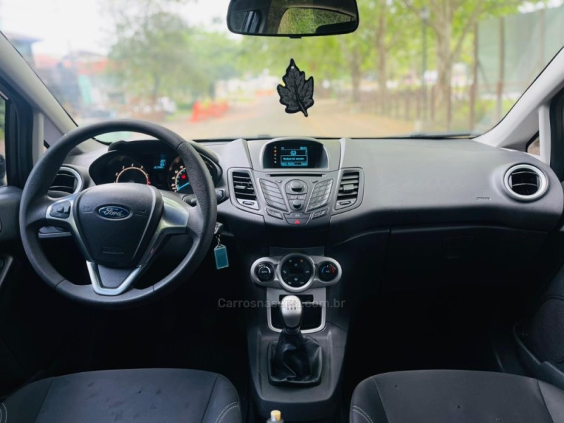 FIESTA 1.6 SE HATCH 16V FLEX 4P MANUAL - 2016 - NOVO HAMBURGO