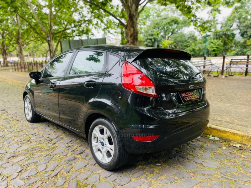 FIESTA 1.6 SE HATCH 16V FLEX 4P MANUAL - 2016 - NOVO HAMBURGO