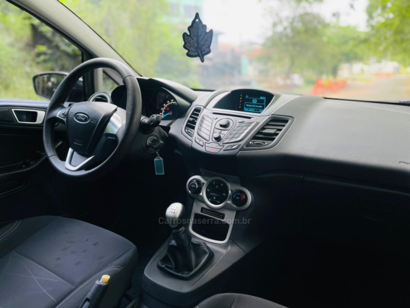 FIESTA 1.6 SE HATCH 16V FLEX 4P MANUAL - 2016 - NOVO HAMBURGO