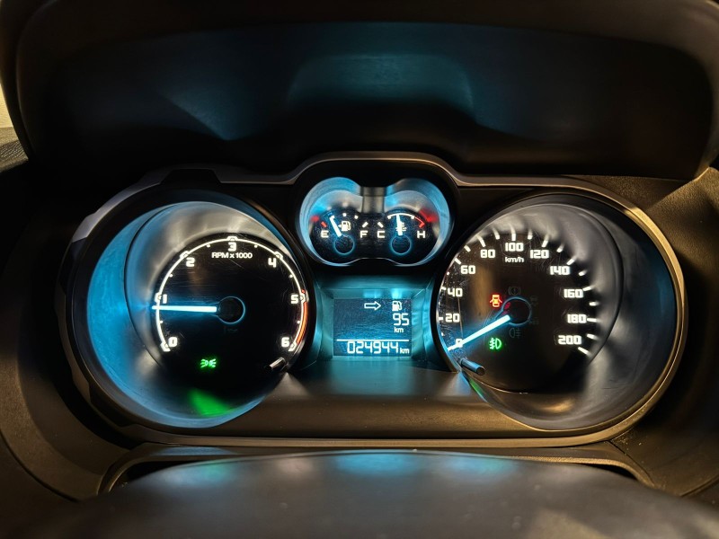 T4 BOLD 3.2 TDI 4X4 20V TURBO DIESEL 2P MANUAL - 2017 - ANTôNIO PRADO