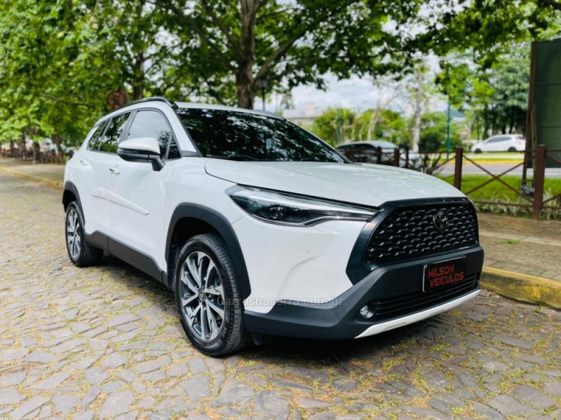COROLLA 2.0 CROSS XRE 16V FLEX 4P AUTOMÁTICO - 2023 - NOVO HAMBURGO