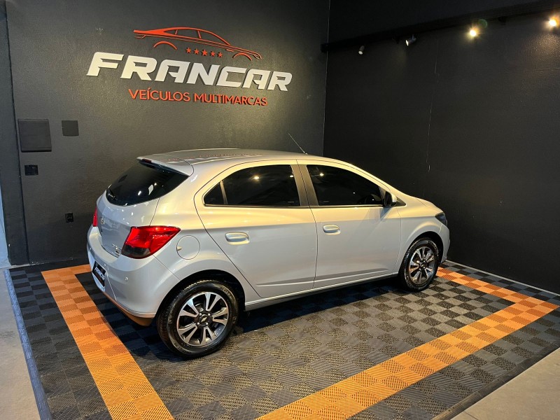 ONIX 1.4 MPFI LTZ 8V FLEX 4P MANUAL - 2016 - ANTôNIO PRADO