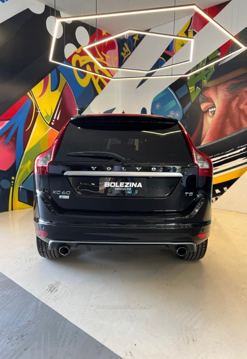 XC60 2.0 T5 R DESIGN TURBO GASOLINA 4P AUTOMÁTICO - 2016 - NOVO HAMBURGO