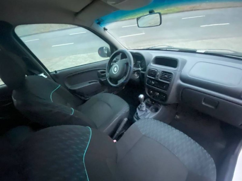 CLIO 1.0 EXPRESSION 16V FLEX 4P MANUAL - 2015 - CAXIAS DO SUL