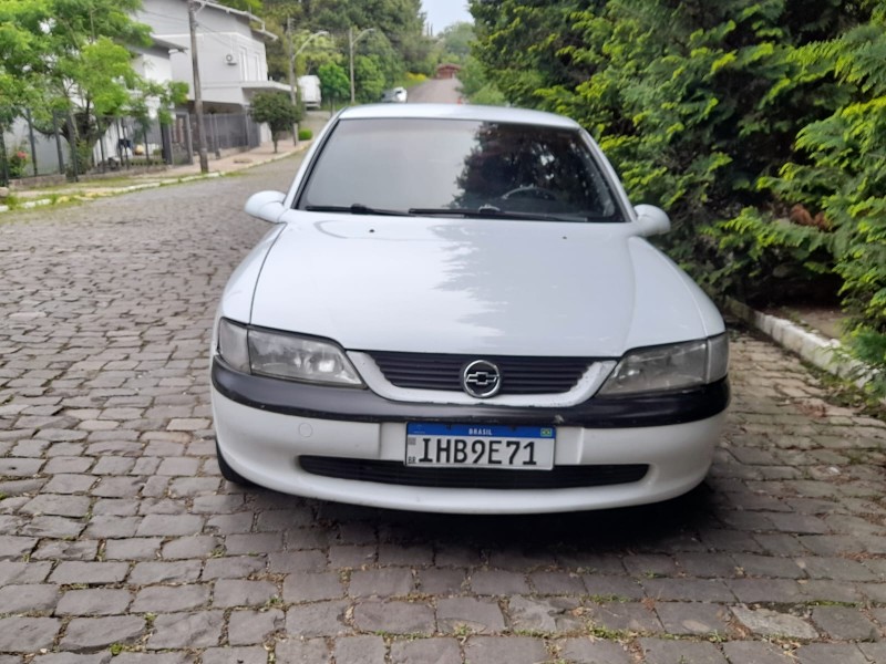 VECTRA 2.0 MPFI CD 8V GASOLINA 4P MANUAL - 1997 - FARROUPILHA