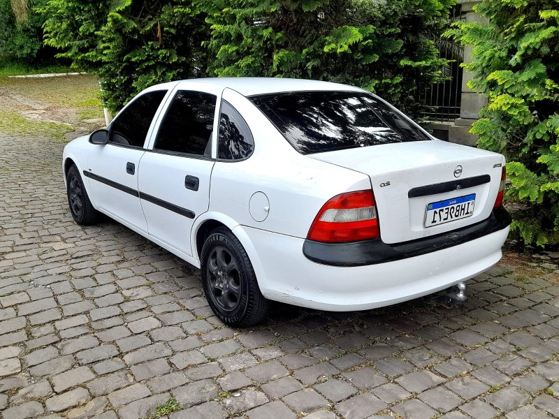 VECTRA 2.0 MPFI CD 8V GASOLINA 4P MANUAL - 1997 - FARROUPILHA