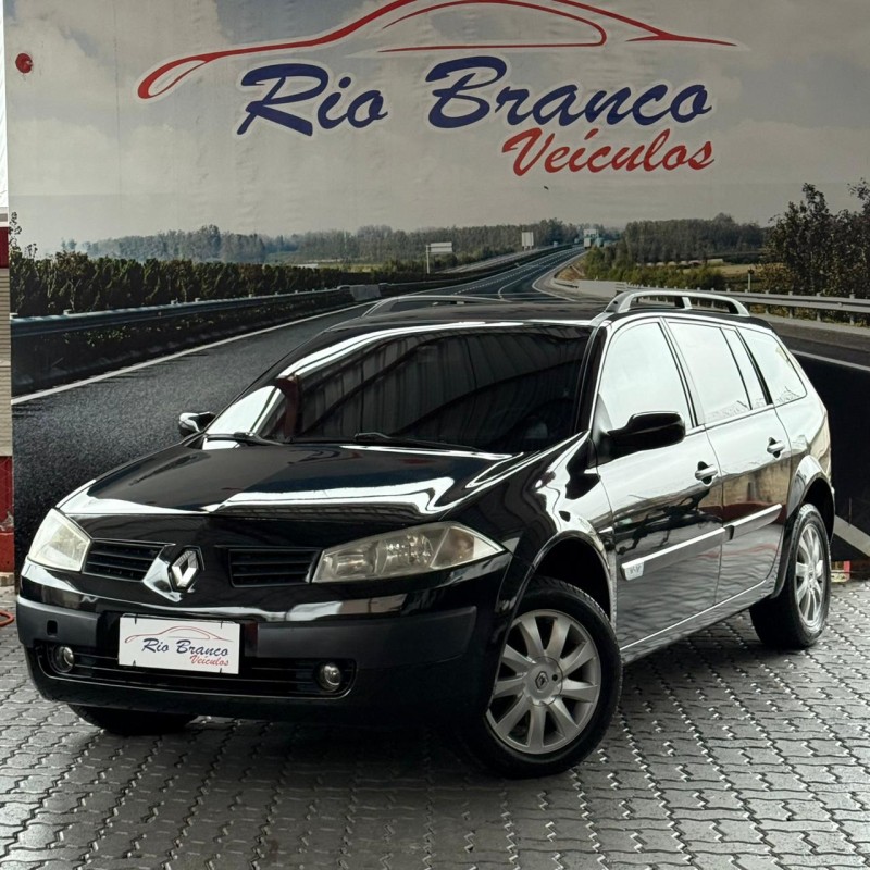 MÉGANE 1.6 DYNAMIQUE GRAND TOUR 16V FLEX 4P MANUAL