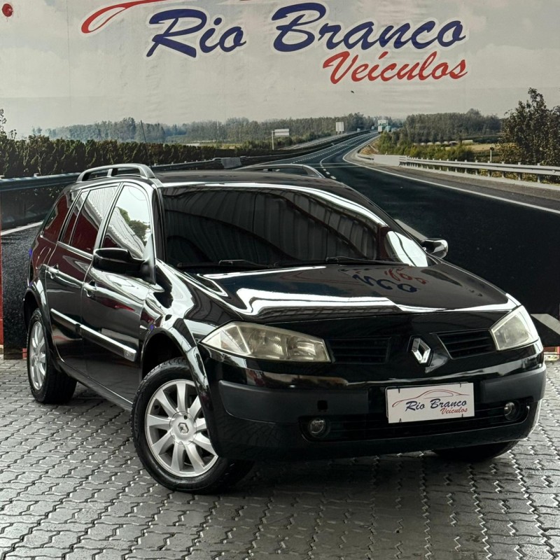 MÉGANE 1.6 DYNAMIQUE GRAND TOUR 16V FLEX 4P MANUAL - 2011 - CAXIAS DO SUL