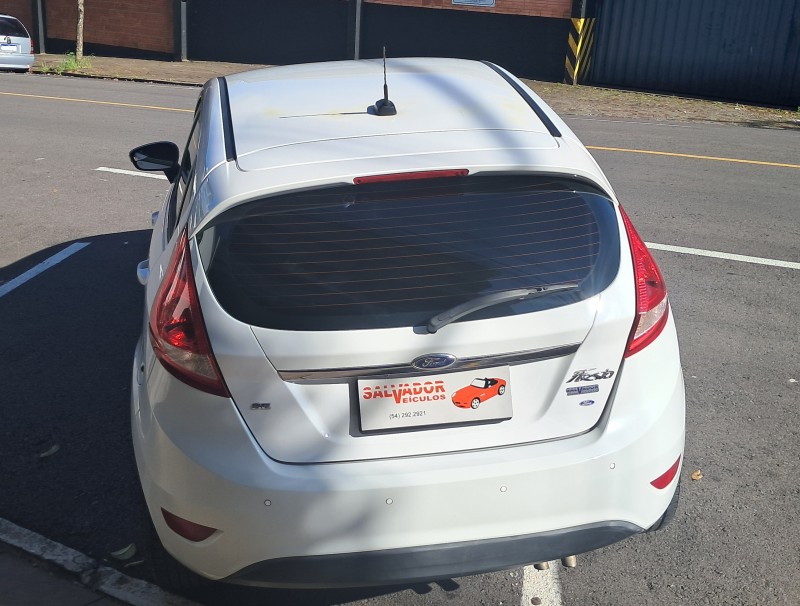 FIESTA 1.6 SE HATCH 16V FLEX 4P MANUAL - 2012 - FLORES DA CUNHA