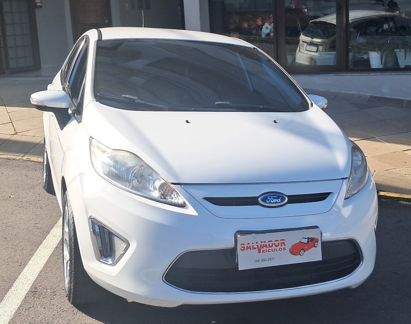 fiesta 1.6 se hatch 16v flex 4p manual 2012 flores da cunha