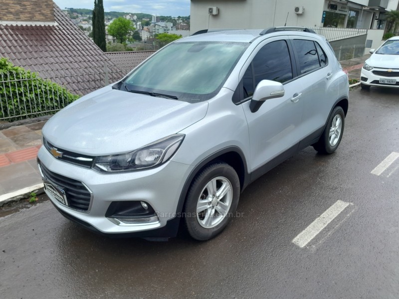 tracker 1.4 16v turbo flex lt automatico 2018 nova prata