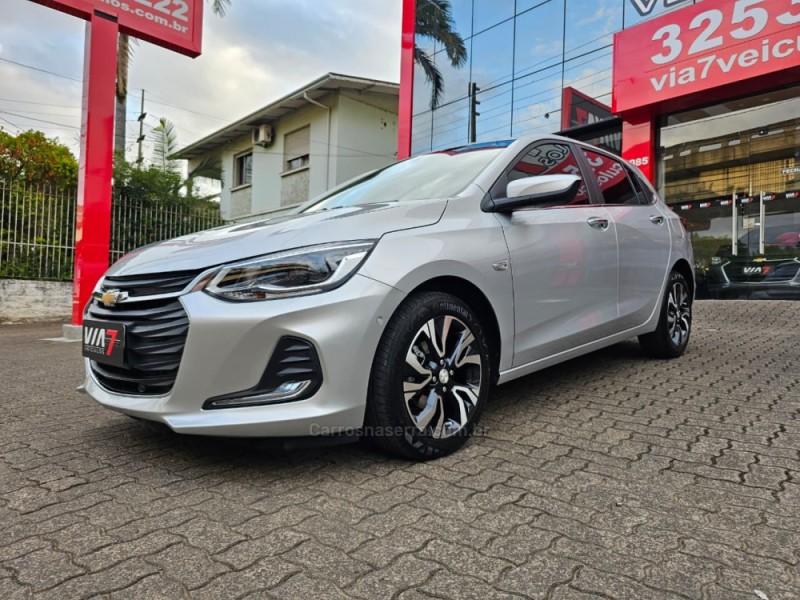 ONIX 1.0 PREMIER II 12V TURBO FLEX 4P AUTOMÁTICO - 2023 - NOVO HAMBURGO