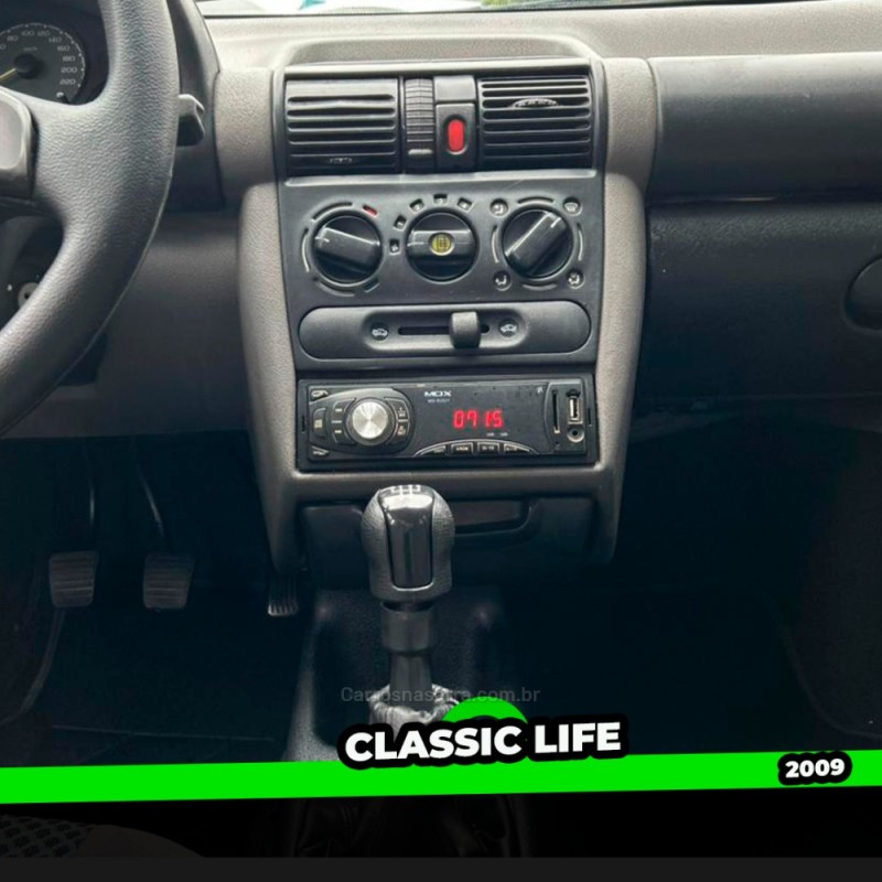 CLASSIC 1.0 MPFI LIFE 8V FLEX 4P MANUAL - 2009 - TAQUARA
