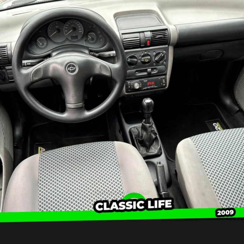 CLASSIC 1.0 MPFI LIFE 8V FLEX 4P MANUAL - 2009 - TAQUARA