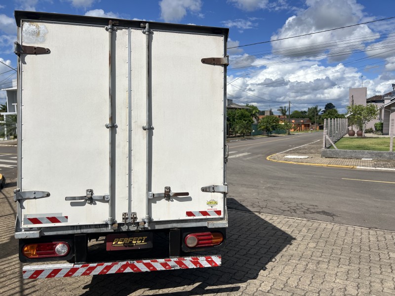 HR 2.5 TCI HD BAU 4X2 8V 97CV TURBO INTERCOOLER DIESEL 2P MANUAL - 2012 - PORTãO