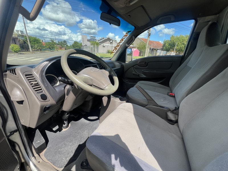 HR 2.5 TCI HD BAU 4X2 8V 97CV TURBO INTERCOOLER DIESEL 2P MANUAL - 2012 - PORTãO