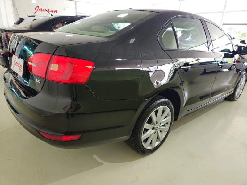 JETTA 2.0 COMFORTLINE FLEX 4P TIPTRONIC - 2011 - BOM PRINCíPIO