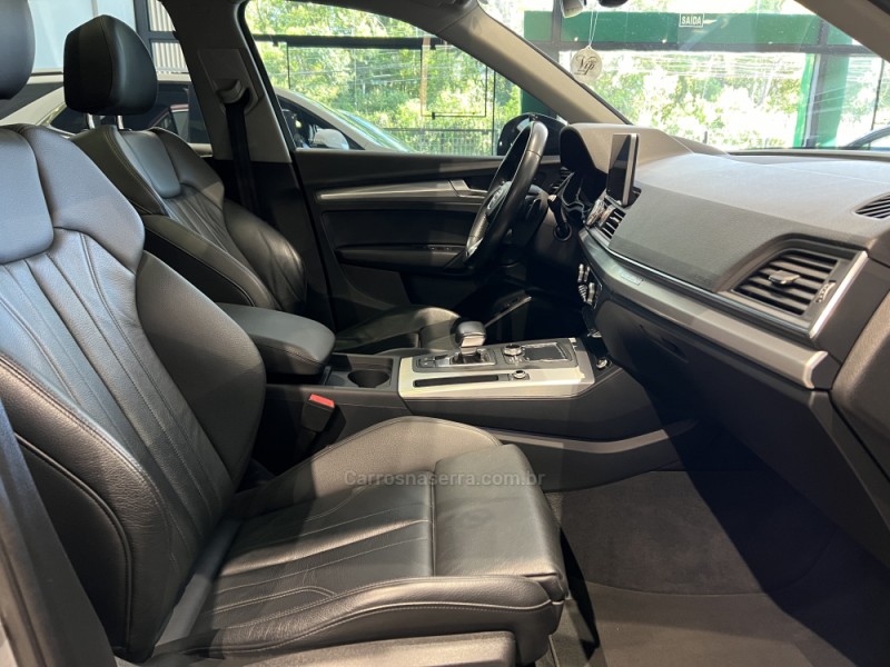Q5 2.0 TFSI S-LINE S TRONIC 16V GASOLINA 4P AUTOMÁTICO - 2019 - CAXIAS DO SUL