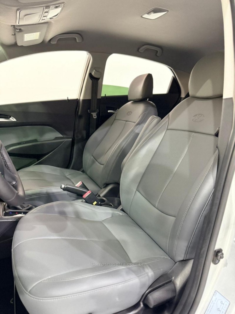 HB20 1.6 PREMIUM 16V FLEX 4P AUTOMÁTICO - 2016 - NOVO HAMBURGO