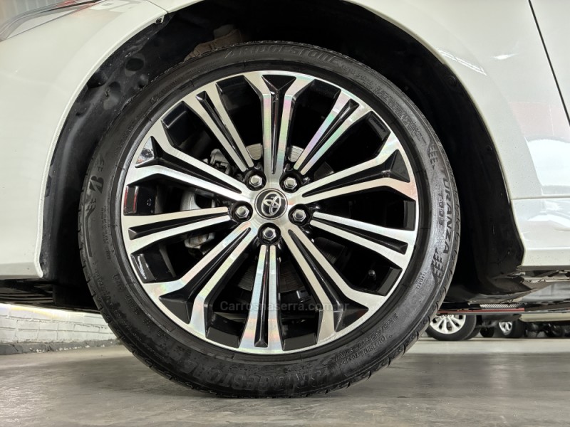 COROLLA 1.8 ALTIS PREMIUM 16V HÍBRIDO 4P AUTOMÁTICO - 2021 - VENâNCIO AIRES