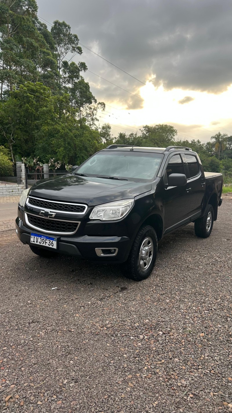 S10 2.8 LS 4X4 CD 16V TURBO DIESEL 4P MANUAL - 2014 - BOM PRINCíPIO